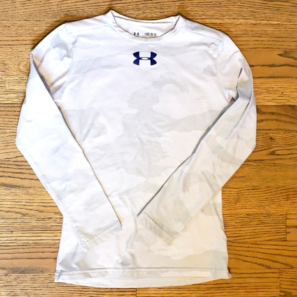 Boys Under Armour Shirt, Long sleeve, Youth Medium